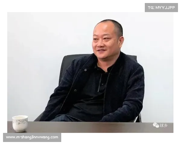 梅州客家投资人魏晋平获巨型Tifo致敬,足球情感深植地域文化